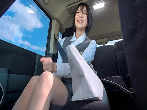 Nữ thư ký và anh tài xế số hưởng
